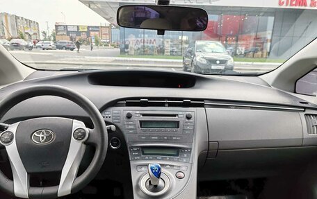 Toyota Prius, 2009 год, 1 250 000 рублей, 13 фотография