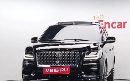 Lincoln Navigator, 2023 год, 8 500 000 рублей, 2 фотография