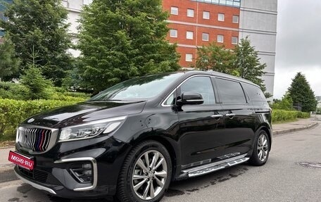 KIA Carnival III, 2019 год, 3 090 000 рублей, 5 фотография