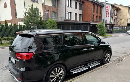 KIA Carnival III, 2019 год, 3 090 000 рублей, 7 фотография