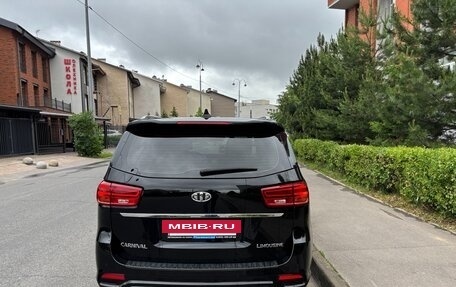 KIA Carnival III, 2019 год, 3 090 000 рублей, 8 фотография