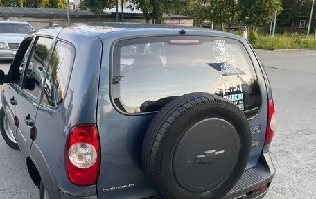 Chevrolet Niva I рестайлинг, 2010 год, 350 000 рублей, 3 фотография