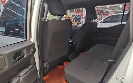 Toyota Land Cruiser Prado, 2025 год, 7 200 000 рублей, 6 фотография