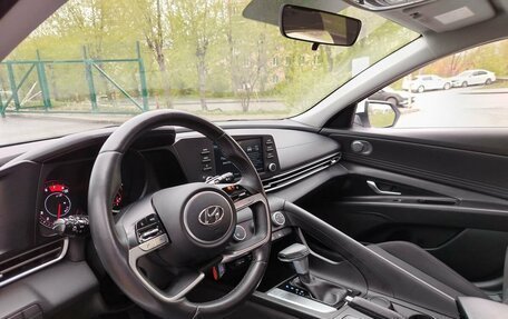 Hyundai Elantra, 2021 год, 1 850 000 рублей, 12 фотография
