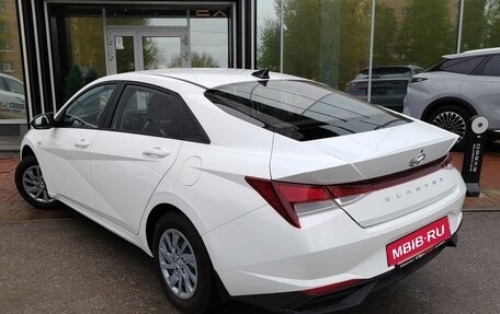 Hyundai Elantra, 2021 год, 1 850 000 рублей, 7 фотография