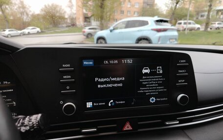 Hyundai Elantra, 2021 год, 1 850 000 рублей, 21 фотография