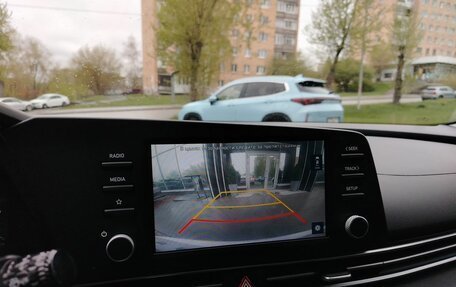 Hyundai Elantra, 2021 год, 1 850 000 рублей, 22 фотография