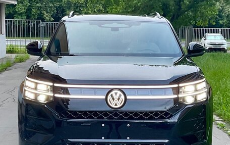 Volkswagen Teramont, 2025 год, 5 950 000 рублей, 2 фотография