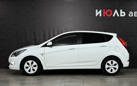 Hyundai Solaris II рестайлинг, 2015 год, 1 000 000 рублей, 7 фотография