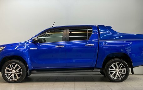 Toyota Hilux VIII, 2017 год, 3 690 000 рублей, 9 фотография
