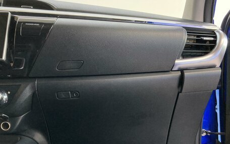 Toyota Hilux VIII, 2017 год, 3 690 000 рублей, 13 фотография