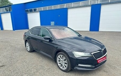 Skoda Superb III рестайлинг, 2022 год, 2 250 000 рублей, 1 фотография