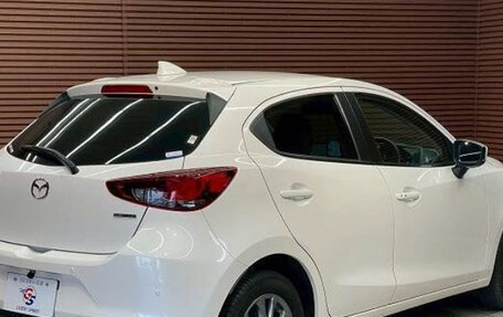 Mazda 2 III, 2022 год, 995 000 рублей, 4 фотография