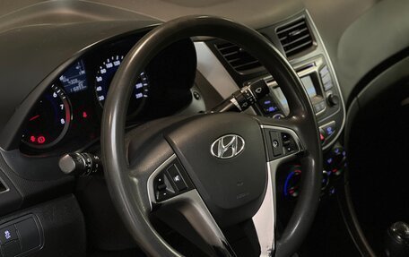 Hyundai Solaris II рестайлинг, 2016 год, 950 000 рублей, 11 фотография