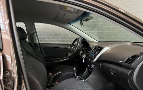 Hyundai Solaris II рестайлинг, 2016 год, 950 000 рублей, 12 фотография