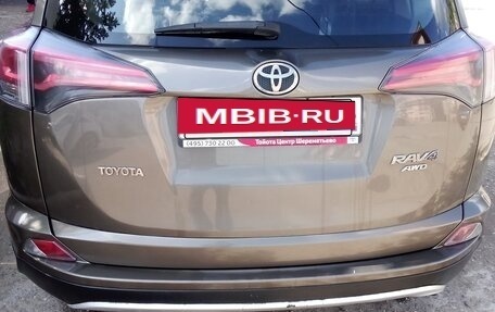 Toyota RAV4, 2018 год, 2 250 000 рублей, 7 фотография