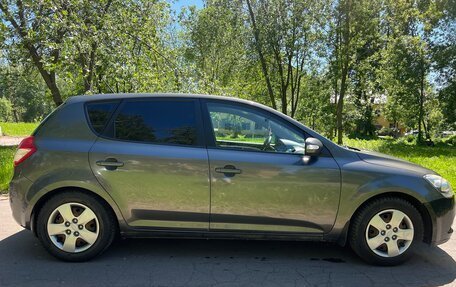 KIA cee'd I рестайлинг, 2011 год, 680 000 рублей, 3 фотография