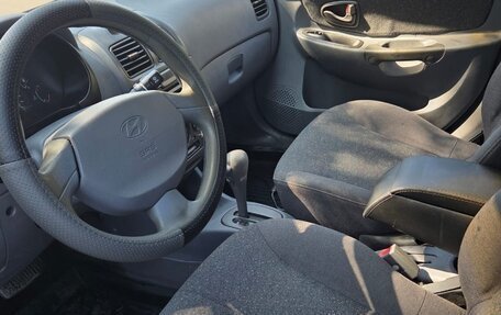 Hyundai Accent II, 2004 год, 350 000 рублей, 2 фотография
