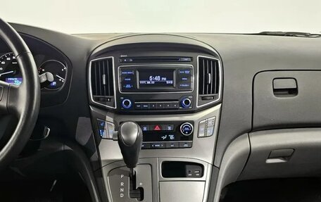 Hyundai Grand Starex Grand Starex I рестайлинг 2, 2021 год, 1 637 398 рублей, 20 фотография