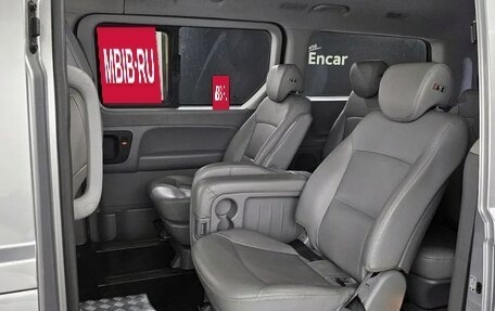 Hyundai Grand Starex Grand Starex I рестайлинг 2, 2021 год, 1 637 398 рублей, 11 фотография