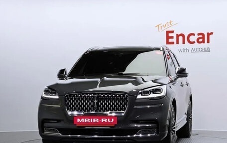 Lincoln Aviator II, 2022 год, 11 895 000 рублей, 2 фотография