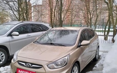 Hyundai Solaris II рестайлинг, 2012 год, 550 000 рублей, 1 фотография