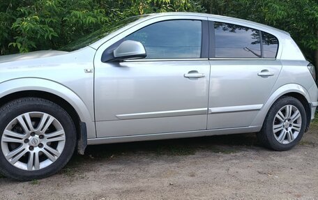 Opel Astra H, 2010 год, 600 000 рублей, 3 фотография