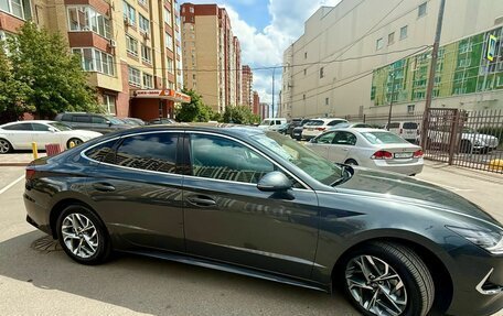 Hyundai Sonata VIII, 2020 год, 2 800 000 рублей, 4 фотография