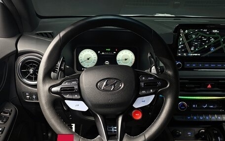 Hyundai Kona I, 2022 год, 1 545 690 рублей, 8 фотография