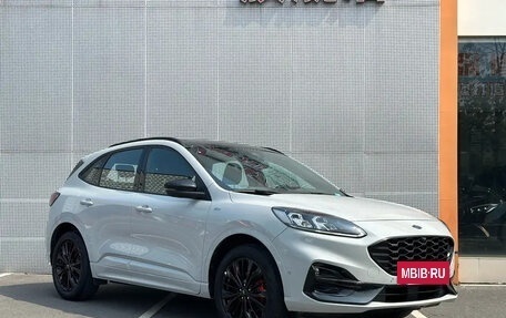 Ford Escape, 2022 год, 2 100 001 рублей, 2 фотография