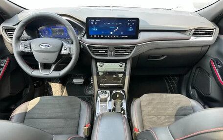 Ford Escape, 2022 год, 2 100 001 рублей, 21 фотография