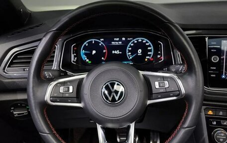 Volkswagen T-Roc I, 2022 год, 2 413 977 рублей, 16 фотография