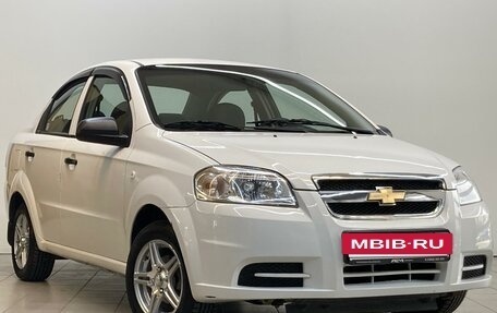 Chevrolet Aveo III, 2010 год, 500 000 рублей, 3 фотография