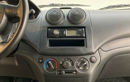 Chevrolet Aveo III, 2010 год, 500 000 рублей, 11 фотография