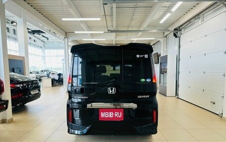 Honda Stepwgn IV, 2016 год, 2 399 000 рублей, 5 фотография