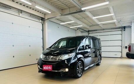 Honda Stepwgn IV, 2016 год, 2 399 000 рублей, 2 фотография