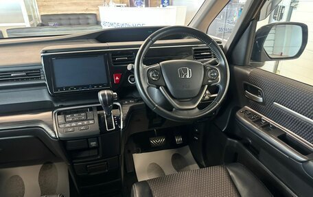 Honda Stepwgn IV, 2016 год, 2 399 000 рублей, 15 фотография