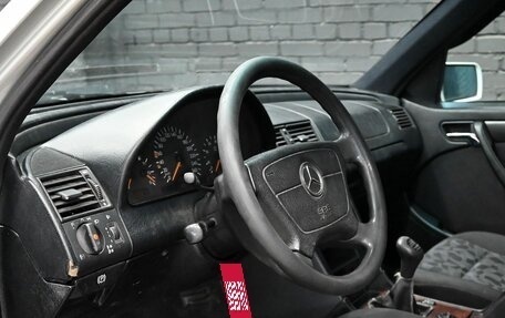 Mercedes-Benz C-Класс, 2000 год, 320 000 рублей, 15 фотография