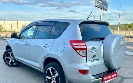 Toyota RAV4, 2011 год, 1 650 000 рублей, 4 фотография