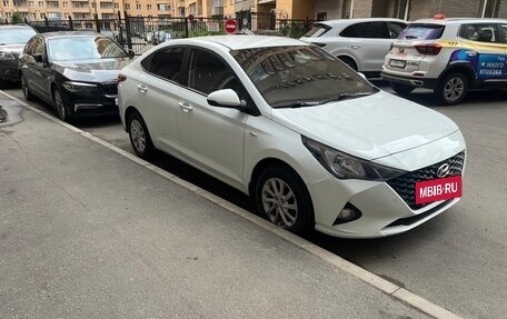 Hyundai Solaris II рестайлинг, 2020 год, 1 260 000 рублей, 2 фотография