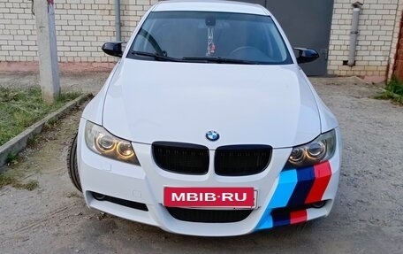 BMW 3 серия, 2006 год, 1 000 000 рублей, 2 фотография