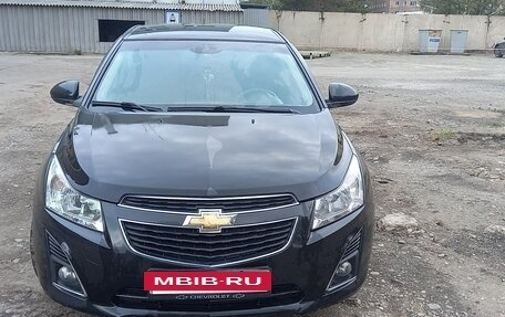 Chevrolet Cruze II, 2013 год, 800 000 рублей, 4 фотография