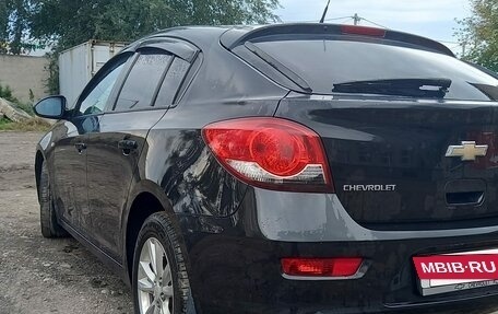 Chevrolet Cruze II, 2013 год, 800 000 рублей, 10 фотография