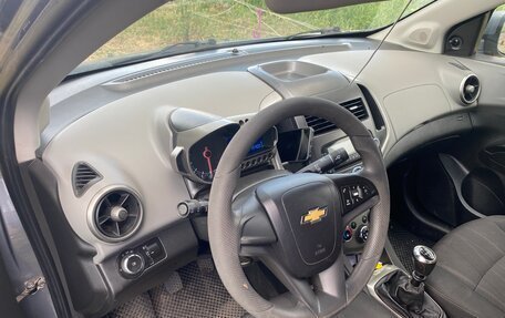 Chevrolet Aveo III, 2013 год, 520 000 рублей, 3 фотография