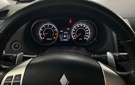 Mitsubishi Outlander III рестайлинг 3, 2012 год, 1 299 999 рублей, 15 фотография
