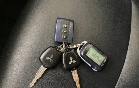 Mitsubishi Outlander III рестайлинг 3, 2012 год, 1 299 999 рублей, 22 фотография