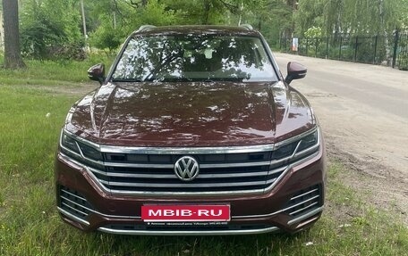 Volkswagen Touareg III, 2019 год, 4 999 999 рублей, 1 фотография