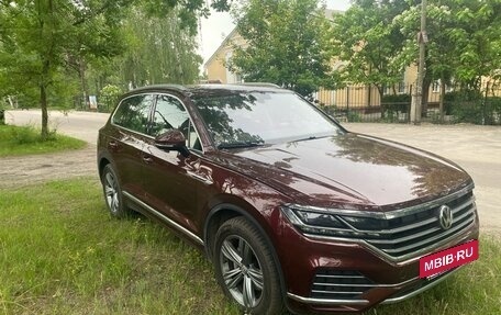 Volkswagen Touareg III, 2019 год, 4 999 999 рублей, 5 фотография