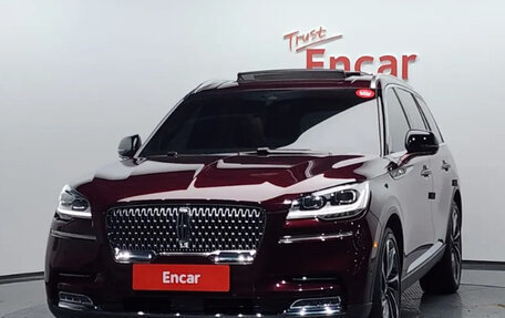 Lincoln Aviator II, 2021 год, 3 965 000 рублей, 3 фотография