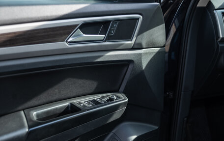 Volkswagen Teramont I, 2018 год, 2 575 000 рублей, 6 фотография